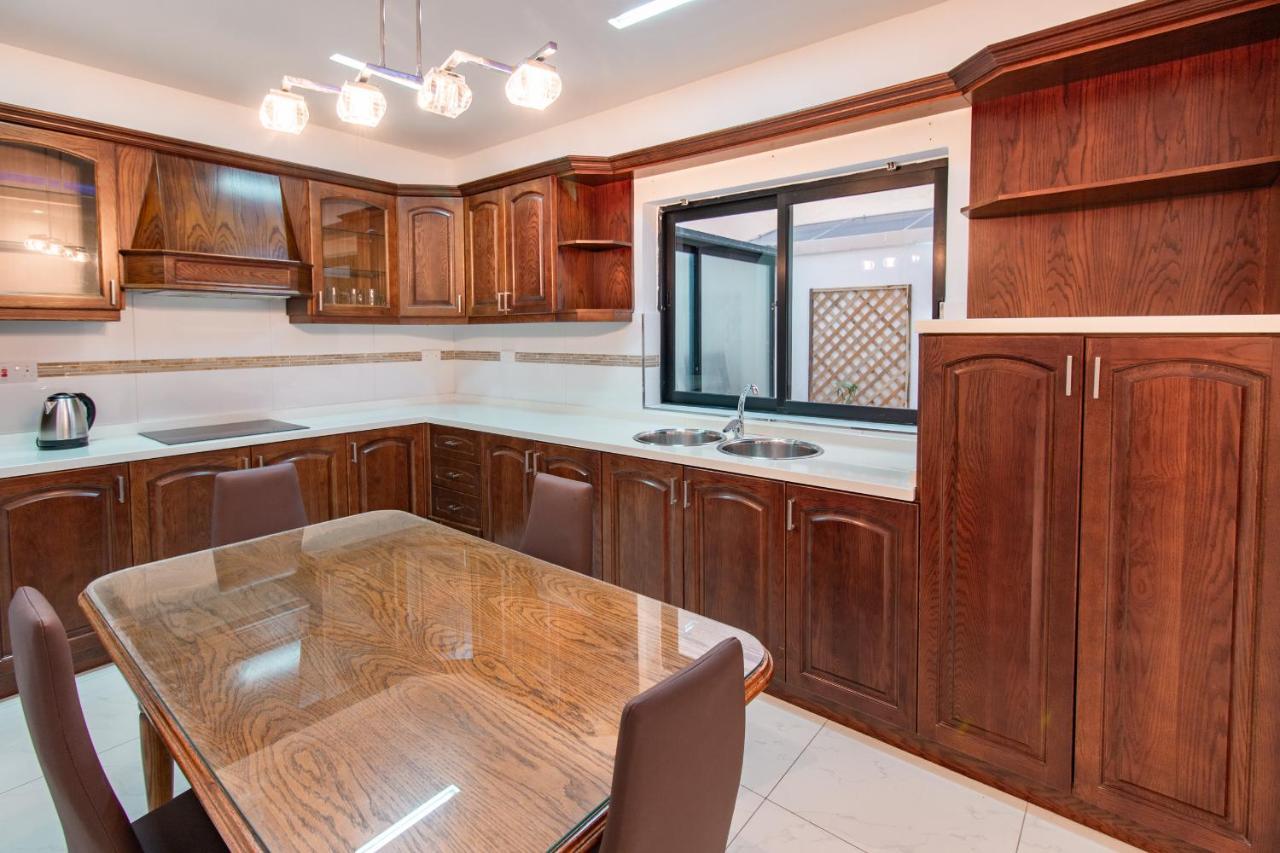 Stylish Corner Maisonette - Sunflower Birkirkara Ngoại thất bức ảnh