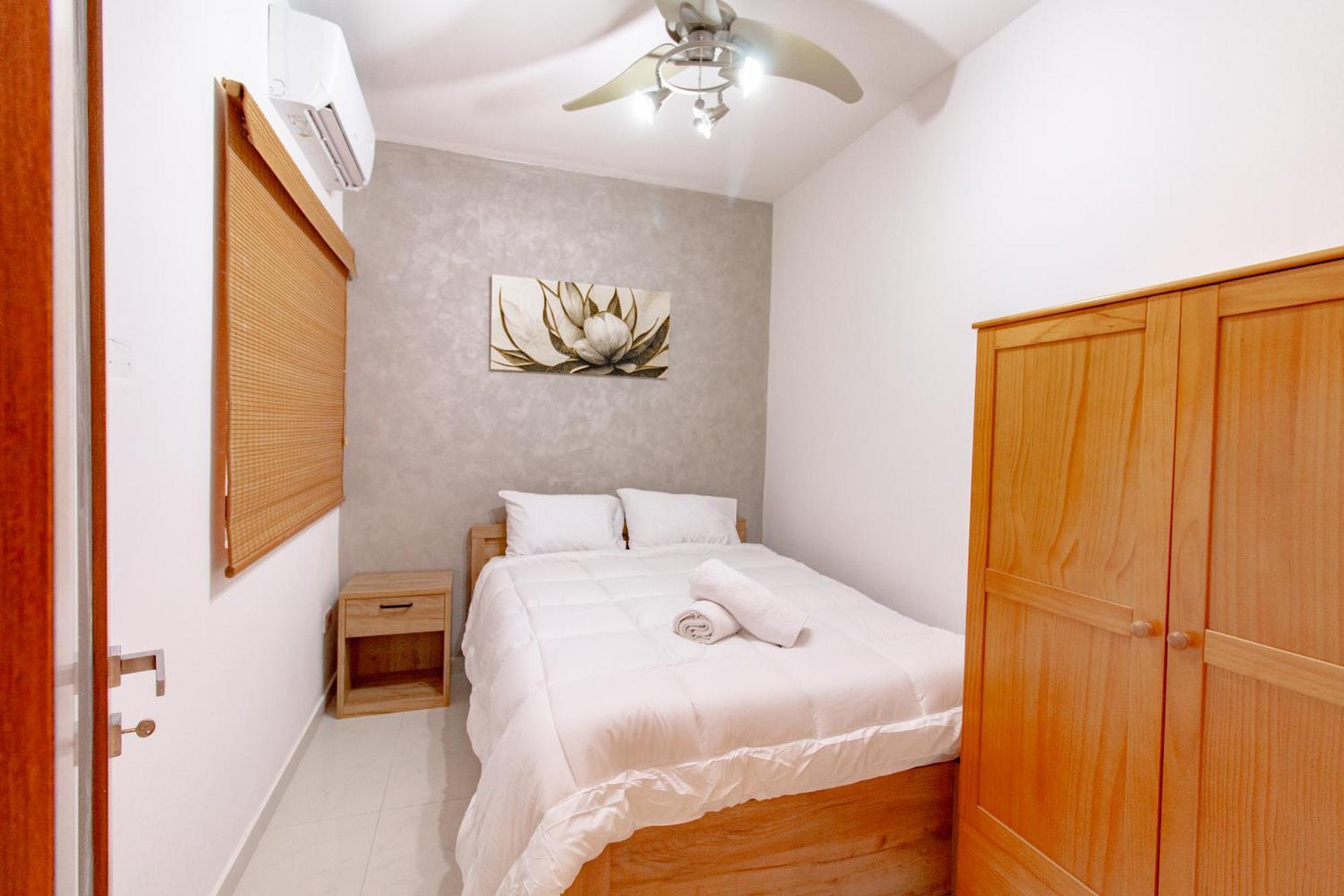 Stylish Corner Maisonette - Sunflower Birkirkara Ngoại thất bức ảnh